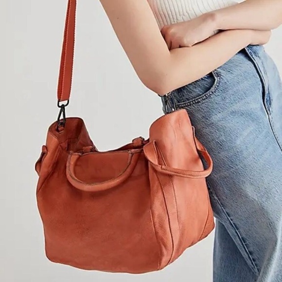 Free People Handbags - FREE PEOPLE Leslie Leather Tote Tiger Red Bag